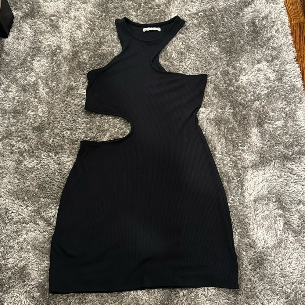 Abercrombie a symmetrical dress